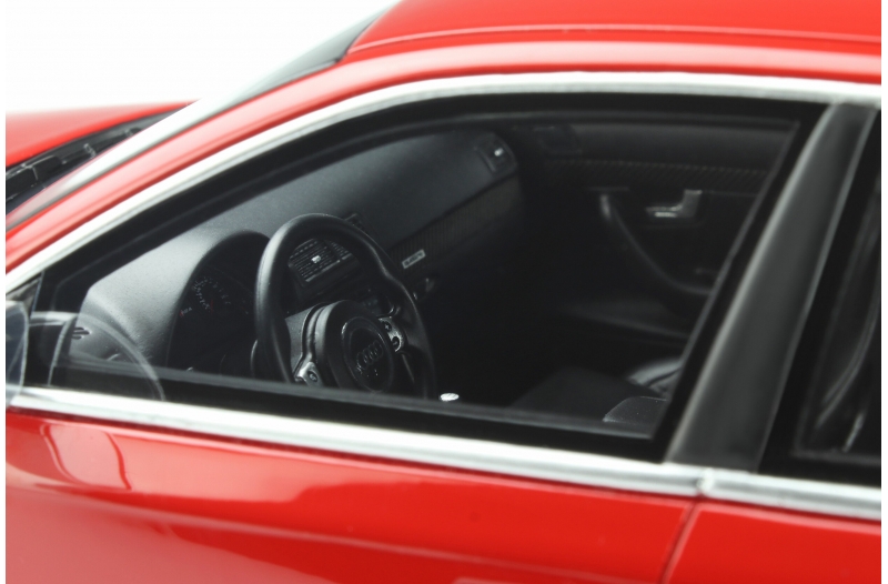 otto models OT400 - Audi RS 4 (B7) 4.2 FSI - 2005 - Misano Red. 1:18