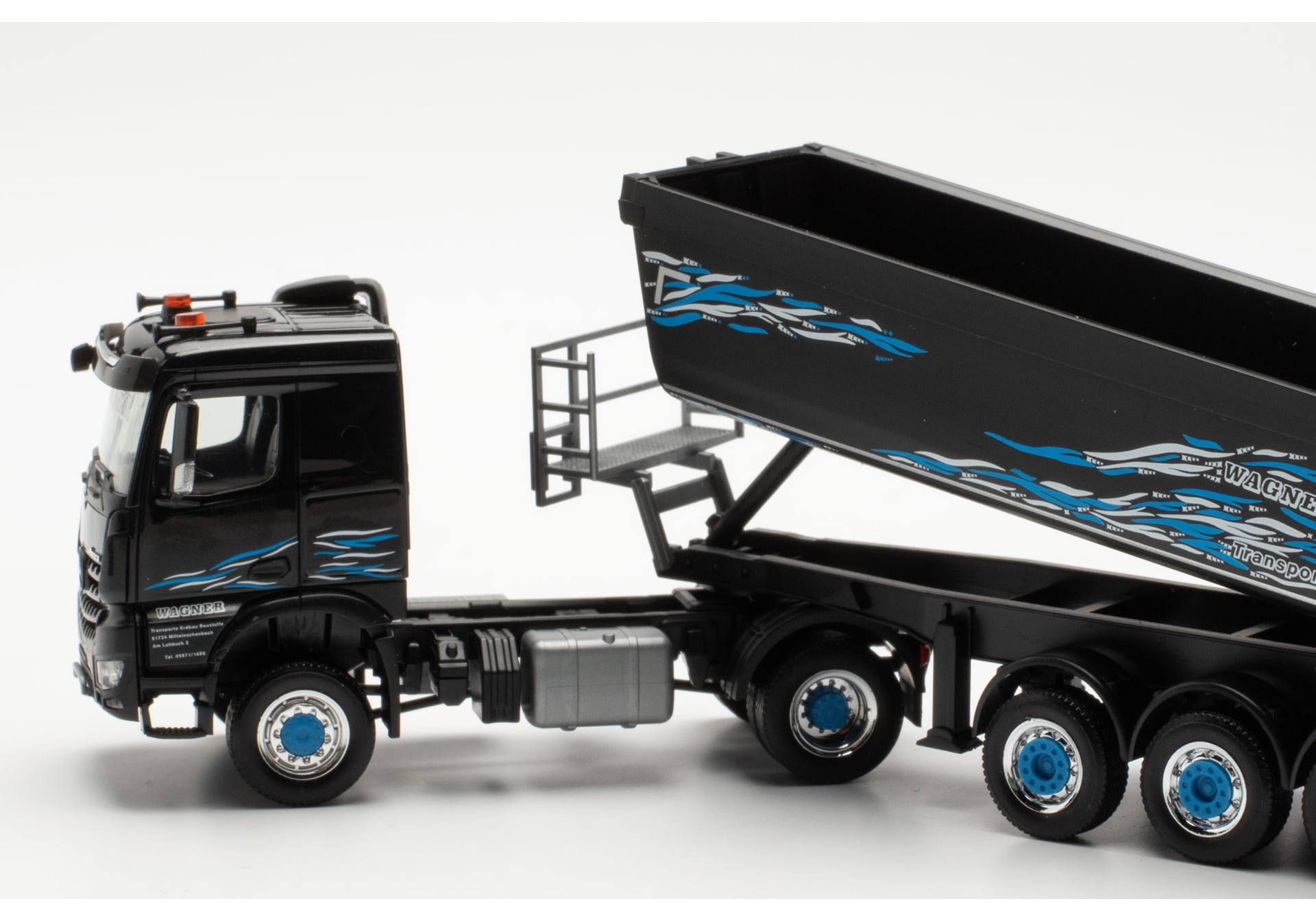 Herpa 316774 | MB Arocs Classicspace 4x4 Kipp-Sattelzug | Wagner Mitteleschenbach | 1:87