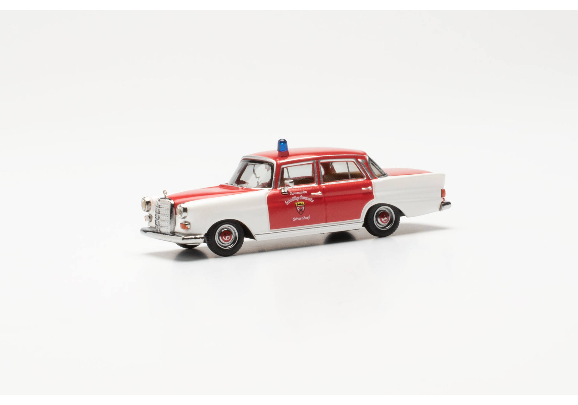 Herpa 097215 | Mercedes-Benz 200 Heckflosse | Feuerwehr Schorndorf | 1:87