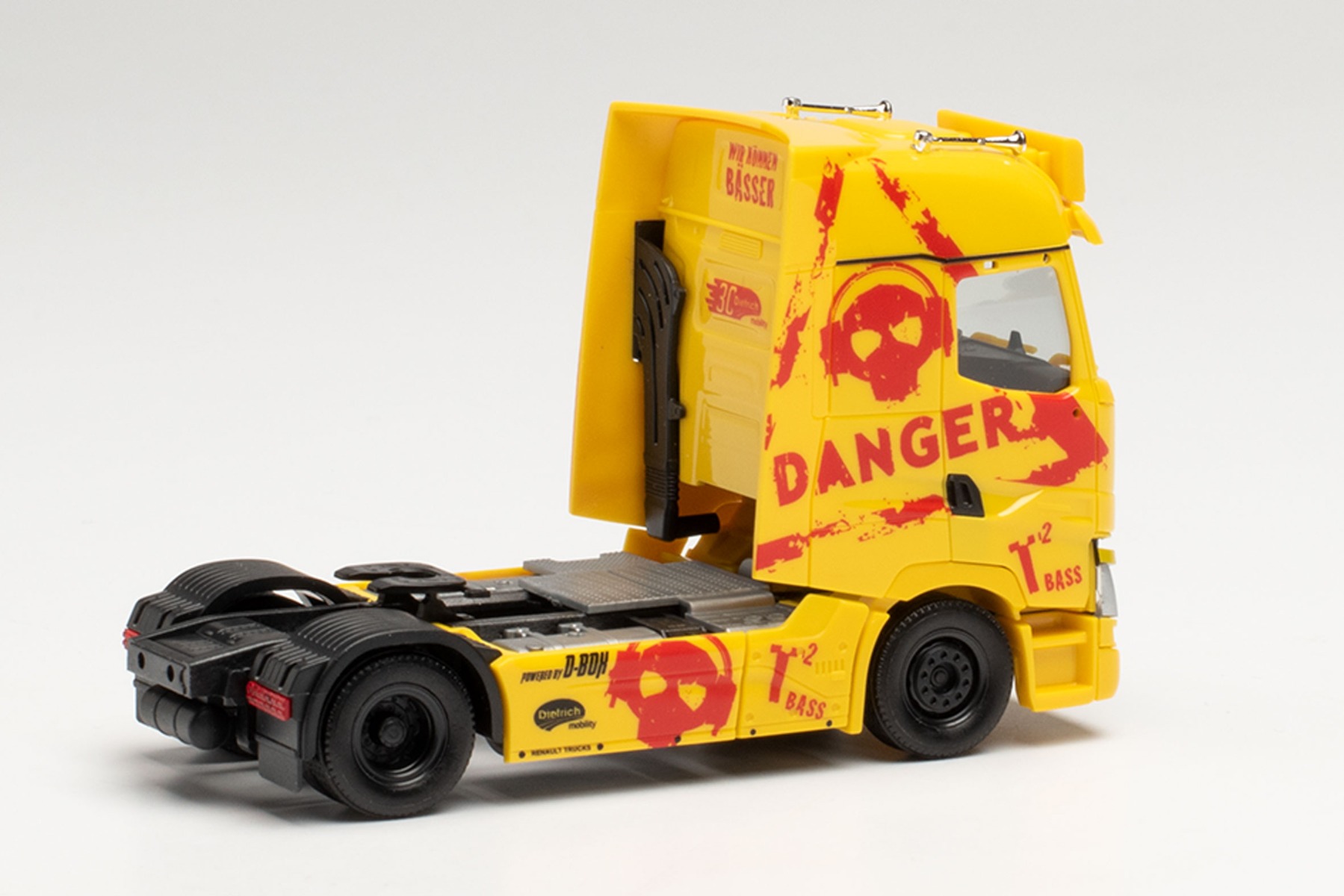 Herpa 314183 - Renault T Zugmaschine - Dietrich Nutzfahrzeuge / Danger (NRW/Wenden). 1:87