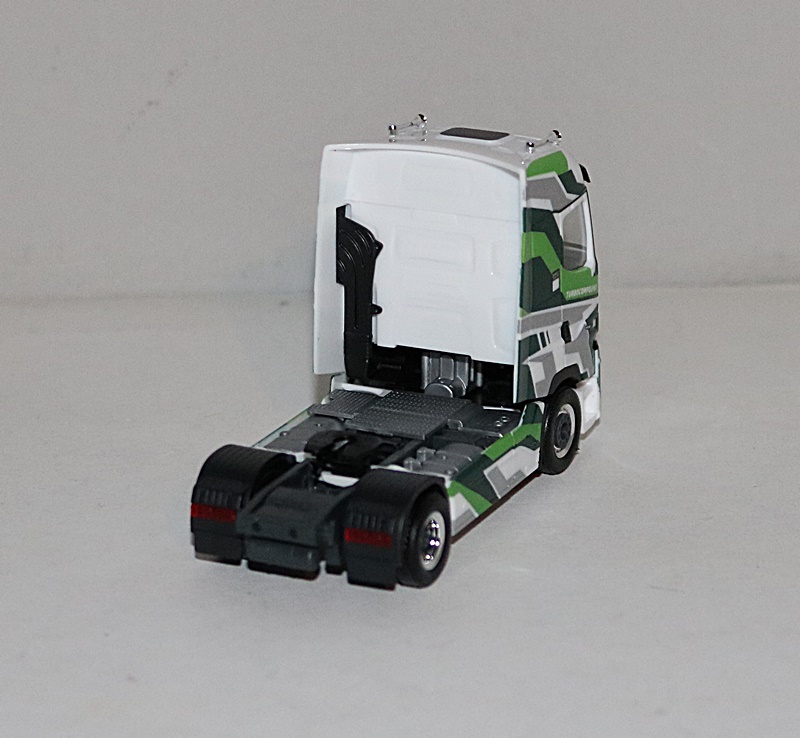 Herpa 950404 | Renault T facelift Zugmaschine | Renault Schweiz | 1:87