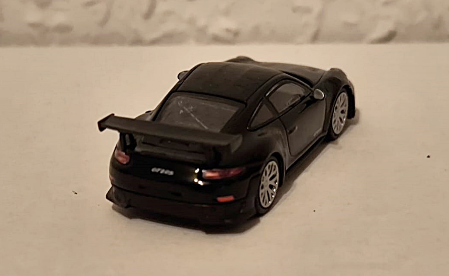 Minichamps 870068125 | Porsche 911 GT2 | 2018 | Black W/Carbon Bonnet | 1:87
