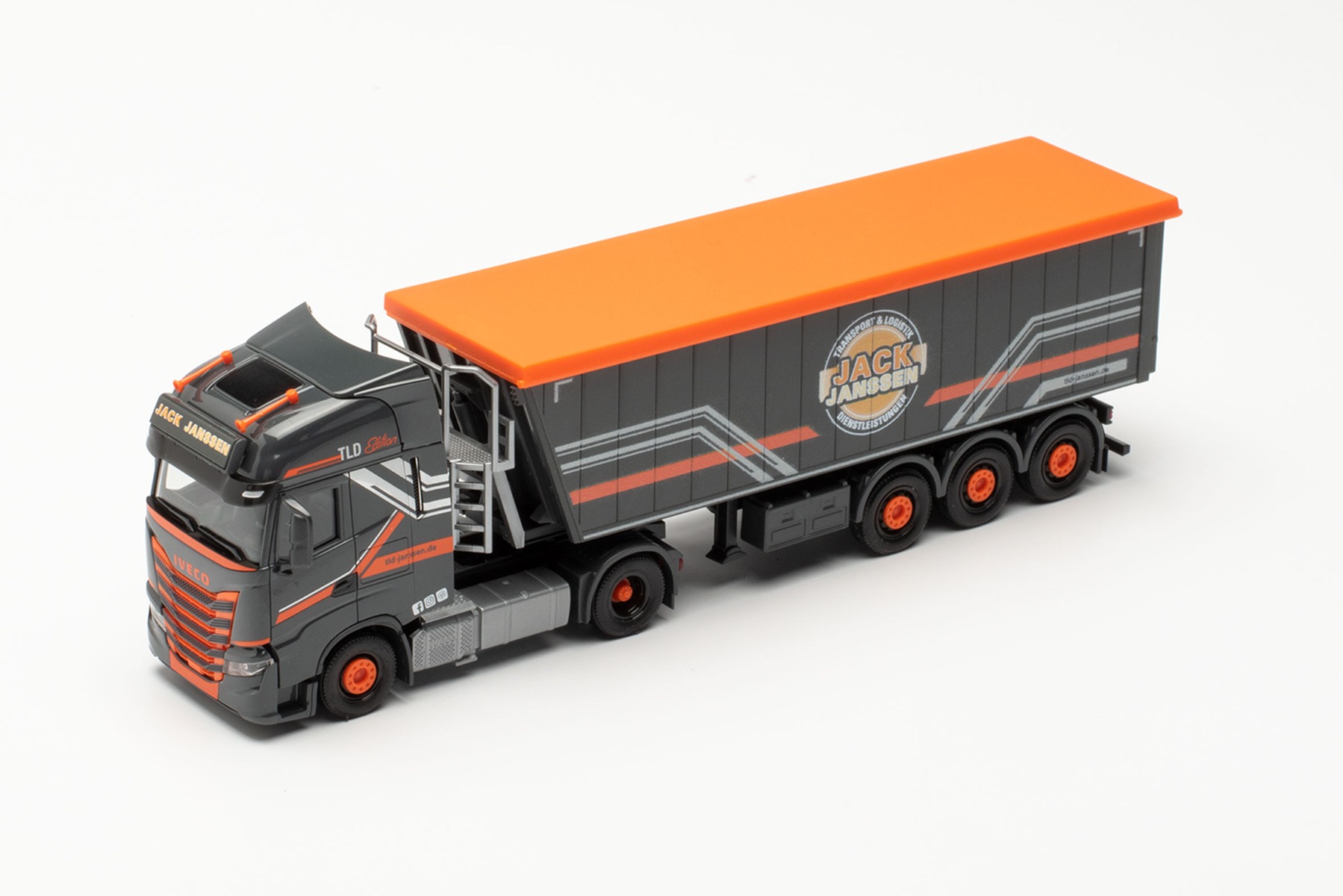 Herpa 314435 - Iveco S-Way Stöffelliner-Sattelzug - Jack Janssen (Niedersachsen/Rhede). 1:87