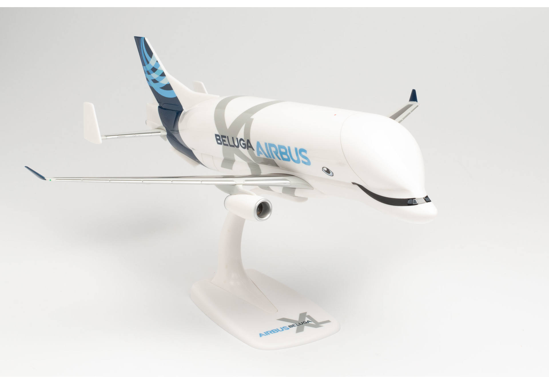 Herpa Wings Snap Fit 613286 | Airbus A330-700 BelugaXL | F-WBXL | 1:200