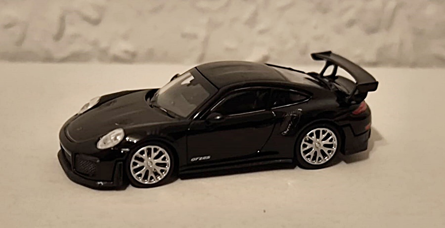 Minichamps 870068125 | Porsche 911 GT2 | 2018 | Black W/Carbon Bonnet | 1:87