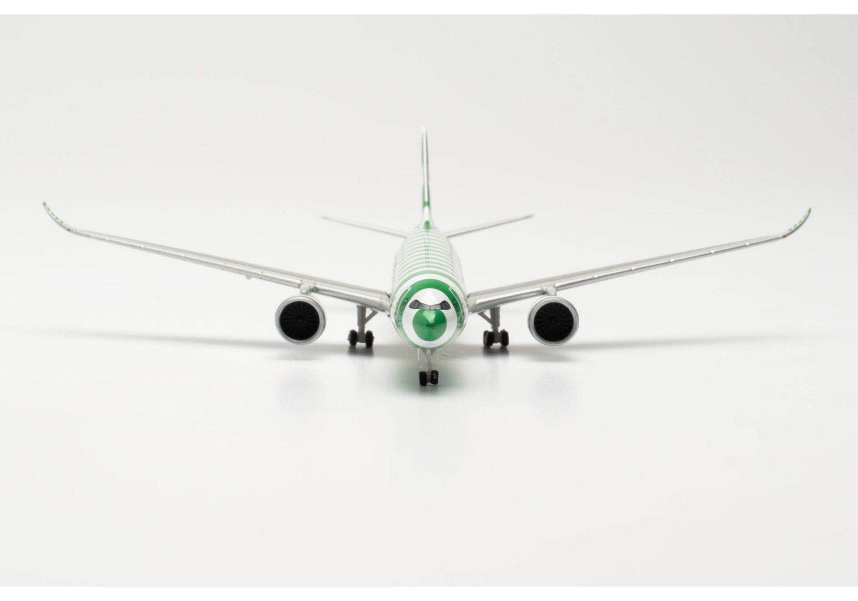 Herpa Wings 536783 | Condor | Airbus A330-900neo | Island | D-ANRD | 1:500