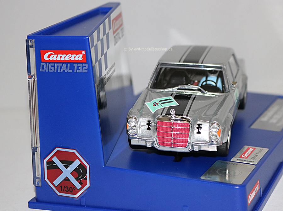 31088 Carrera Dig. 132 | Mercedes-Benz 300 SEL 6.3 AMG | Preis der Nationen 1970 | No.11 | 1:32