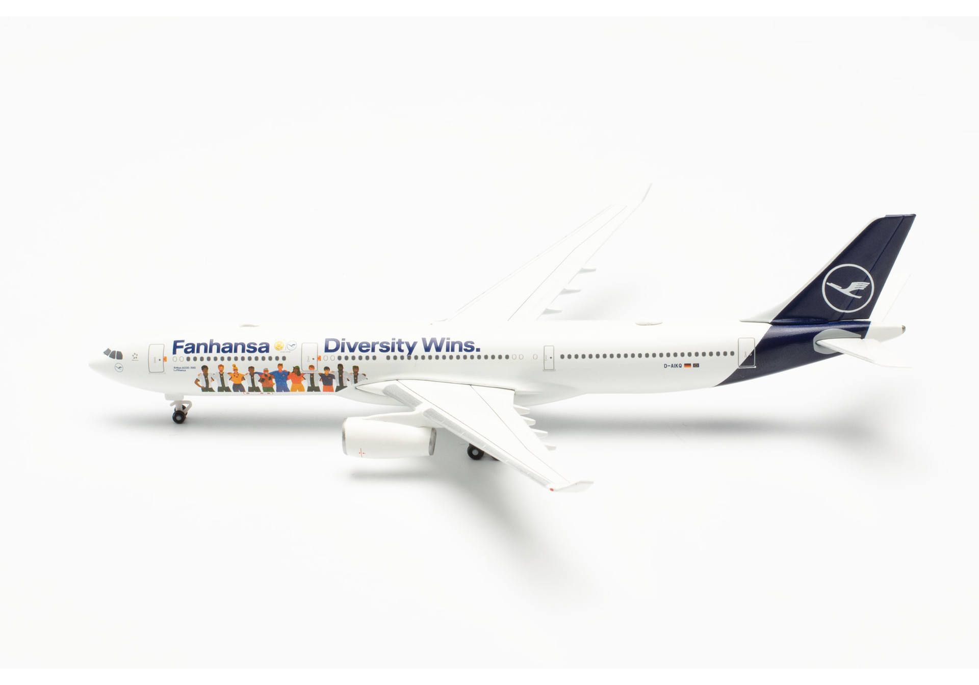 Herpa Wings  537216 | Lufthansa A330 Fanhansa | Diversity Wins | D-AIKQ | 1:500