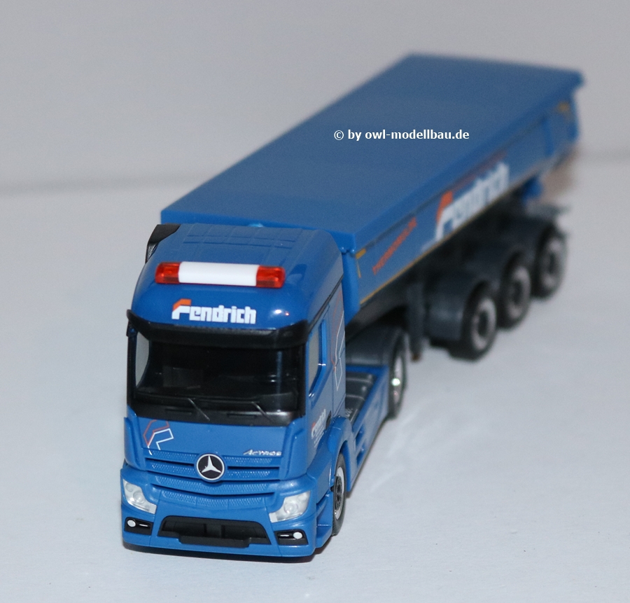 Herpa 944595 - MB Actros Streamspace 2.3 Thermomulden-Sattelzug - Fendrich Bocholt. 1:87