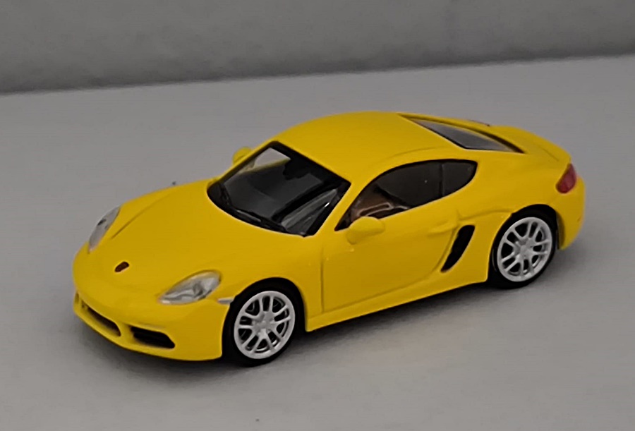 Minichamps 870065224 | Porsche 718 Cayman | 2016 | gelb | 1:87