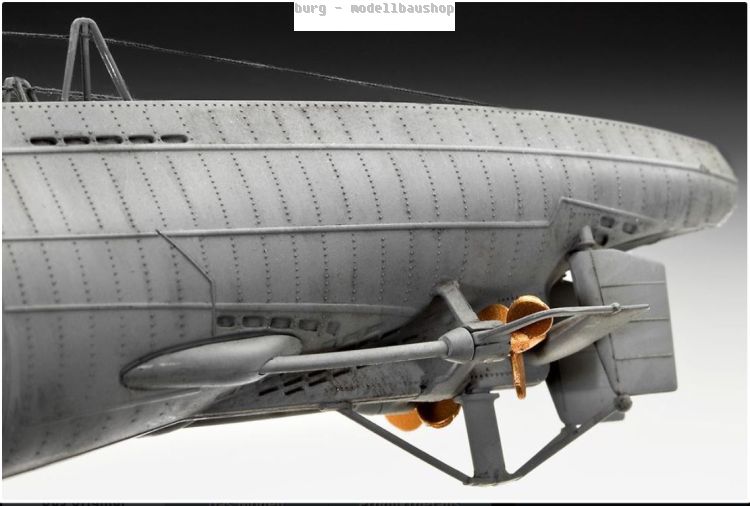 05100 Revell - Deutsches U-Boot TYPE VII C/41 Atlantic Version 1:144