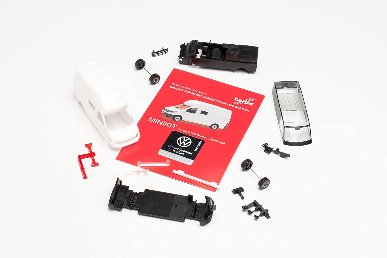 Herpa MiniKit 013888 - VW Crafter Grand California, weiß. 1:87
