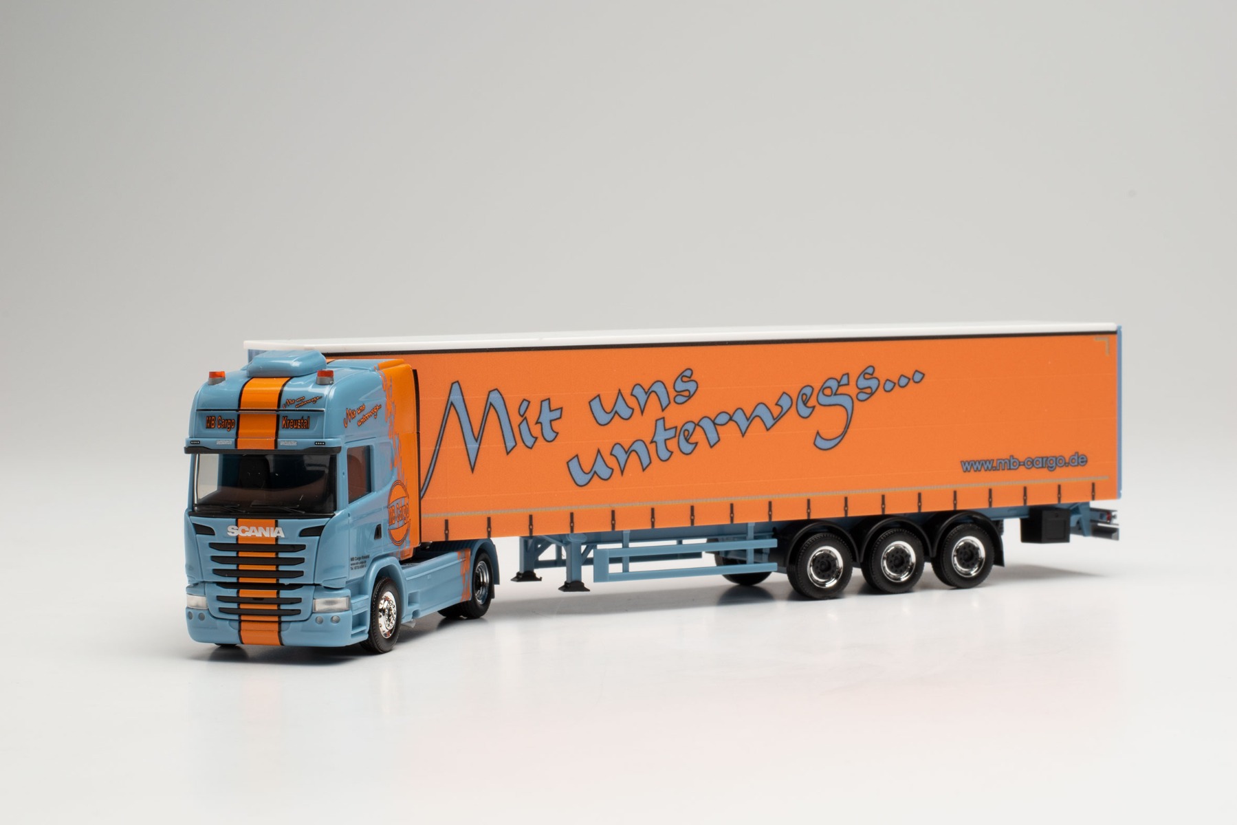 Herpa 314800 - Scania R `13 TL Lowliner-Gardinenplanen-Sattelzug - MB Cargo (Nordrhein-Westfalen/Kreuztal). 1:87