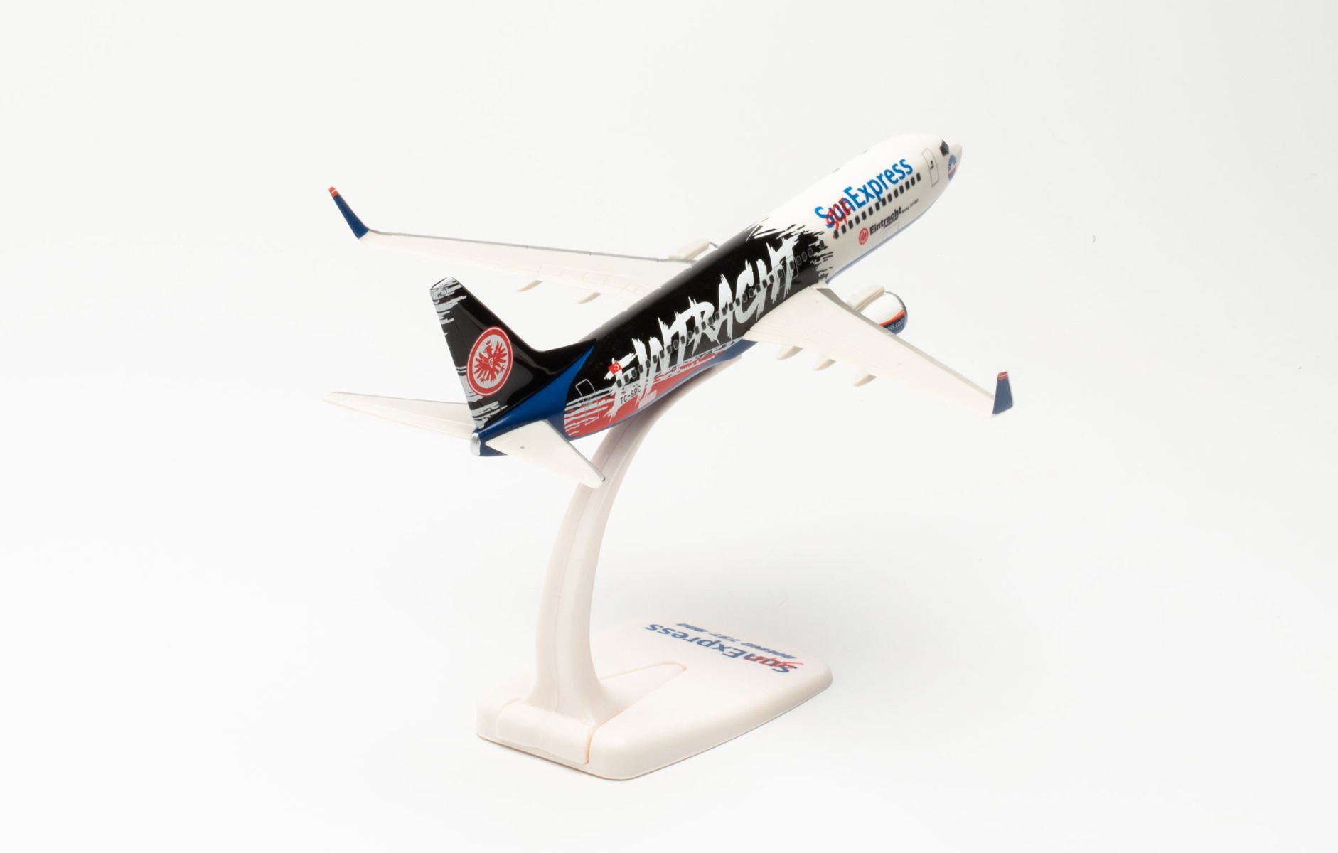 Herpa Wings Snap Fit 613200 - Sun Express Boeing 737-800 - Eintracht Frankfurt - SGE Express – TC-SPC. 1:200