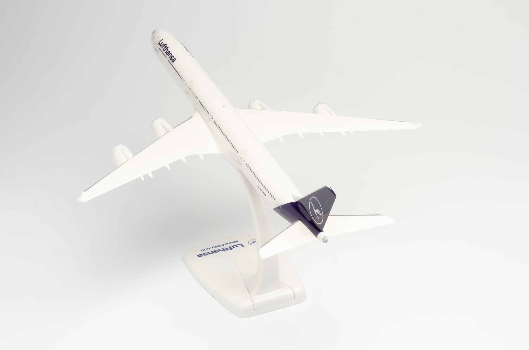 Herpa Wings Snap Fit 612616 | Lufthansa | Airbus A340-600 | Lübeck | 1:250