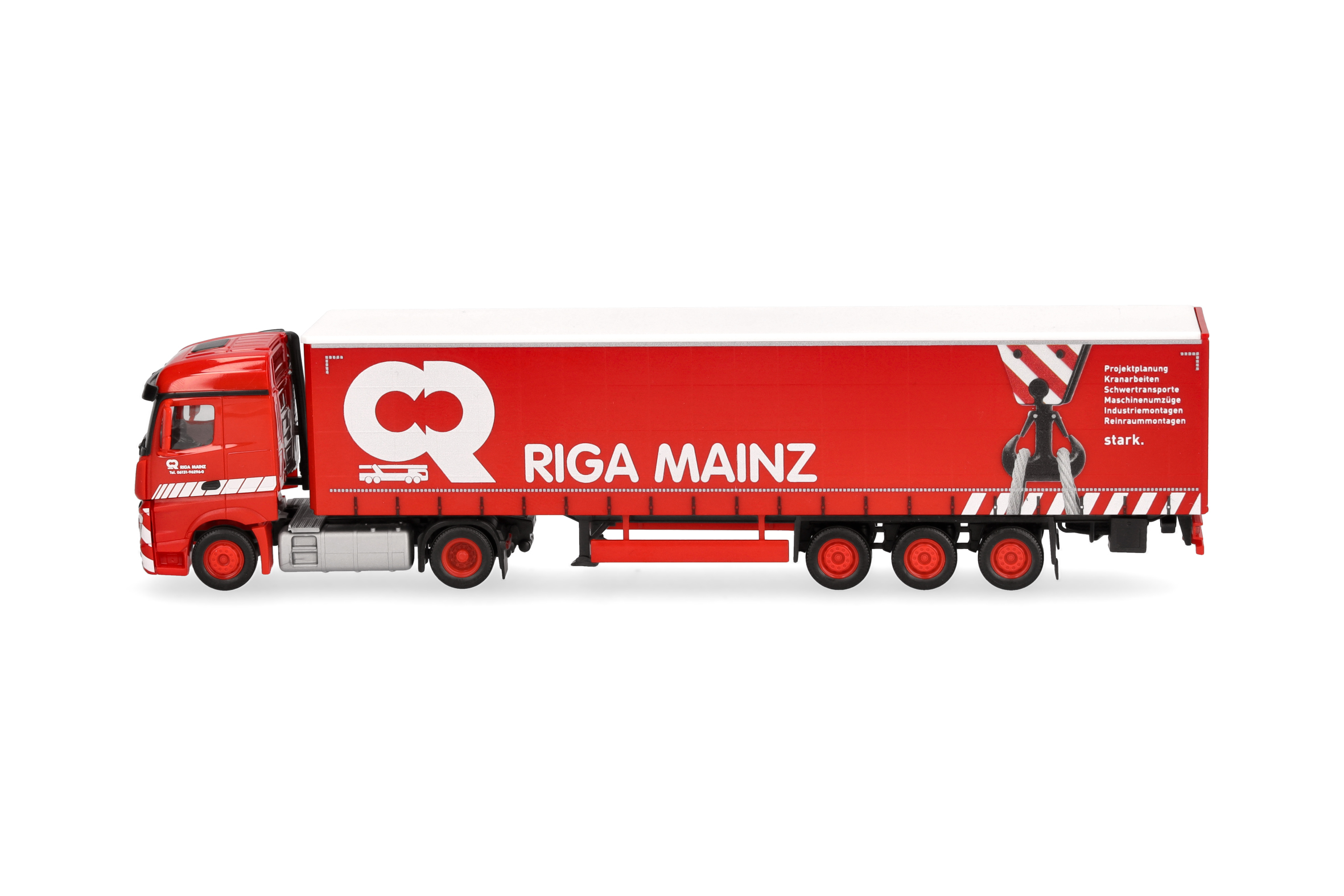Herpa 318860 | MB Actros Streamspace Gardinenplanen-Sattelzug | Riga Mainz | 1:87