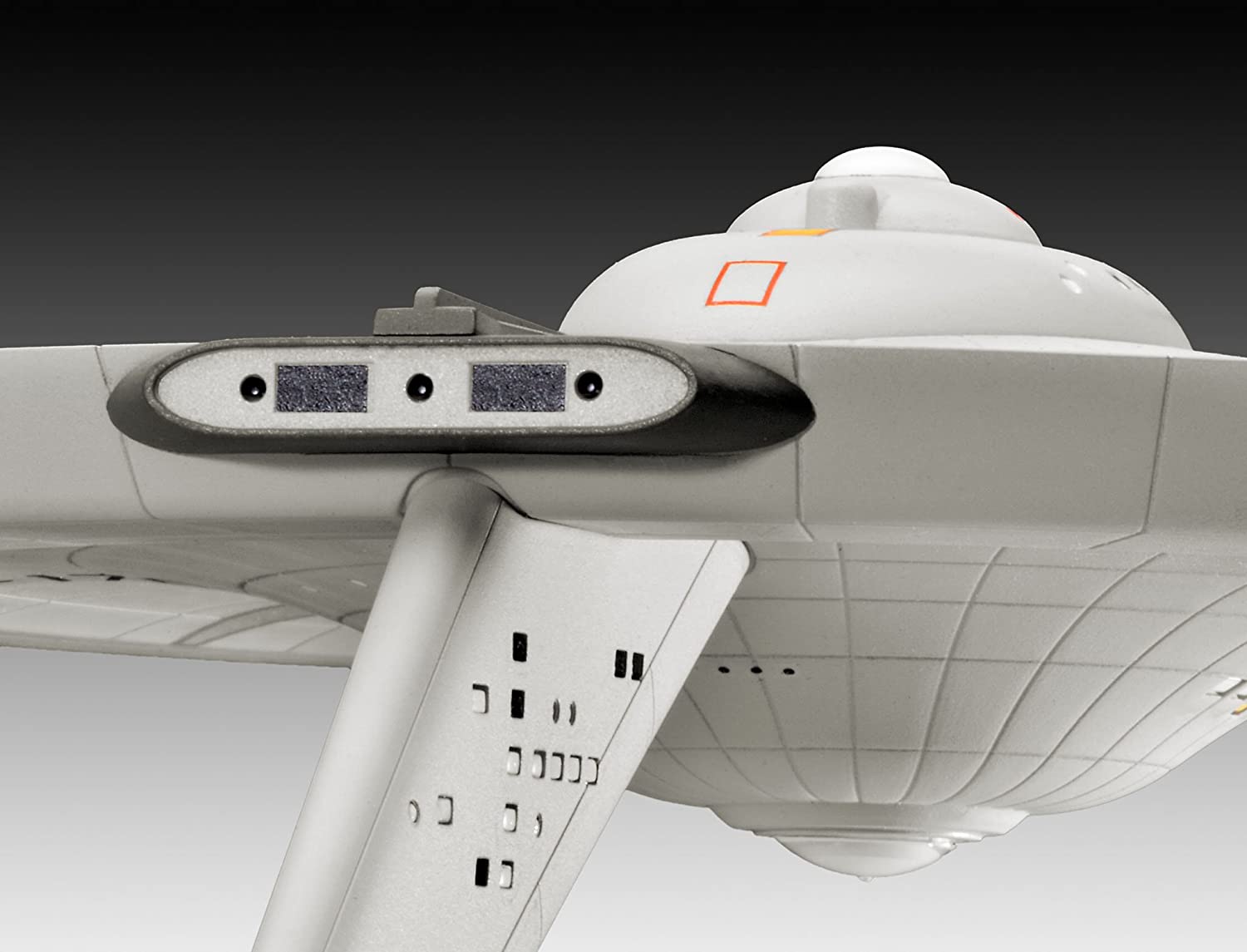 Revell 00454 - USS Enterprise NCC-1701. 1:600