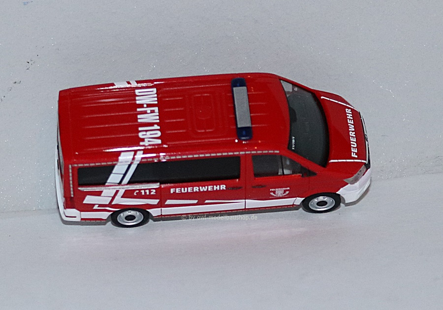 Herpa 953047 | MAN TGE Bus | Feuerwehr Dippoldiswalde | Dachkennung 194 | 1:87