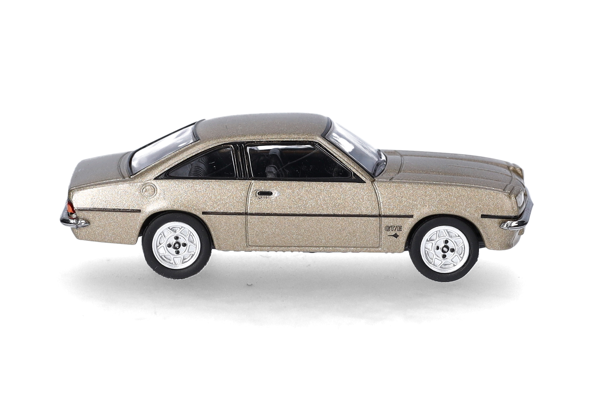 Herpa  034388-002 | Opel Manta B weißgold | 1:87