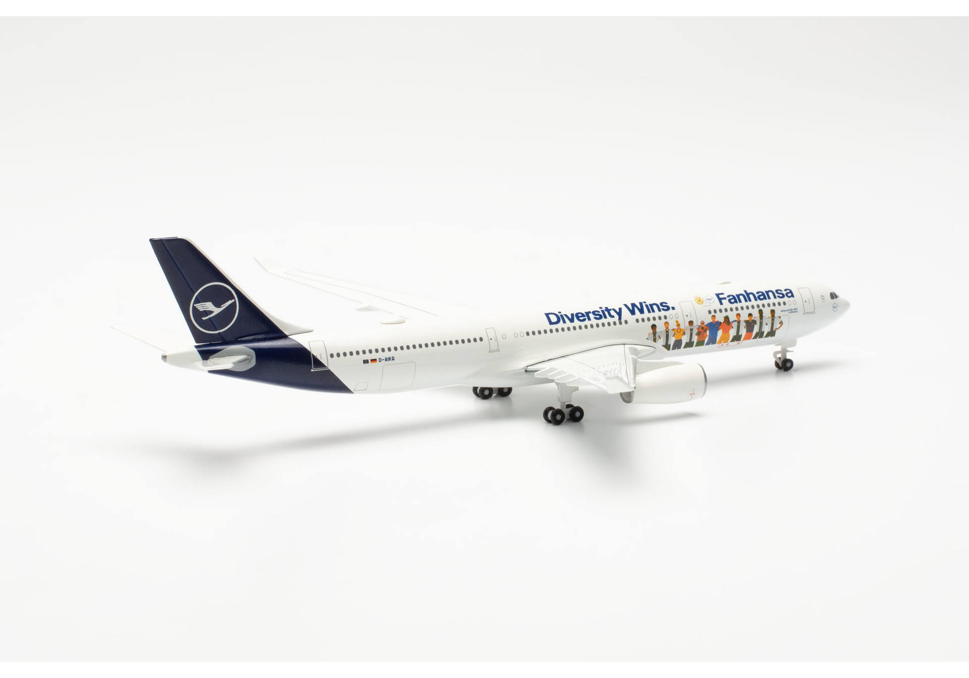 Herpa Wings  537216 | Lufthansa A330 Fanhansa | Diversity Wins | D-AIKQ | 1:500