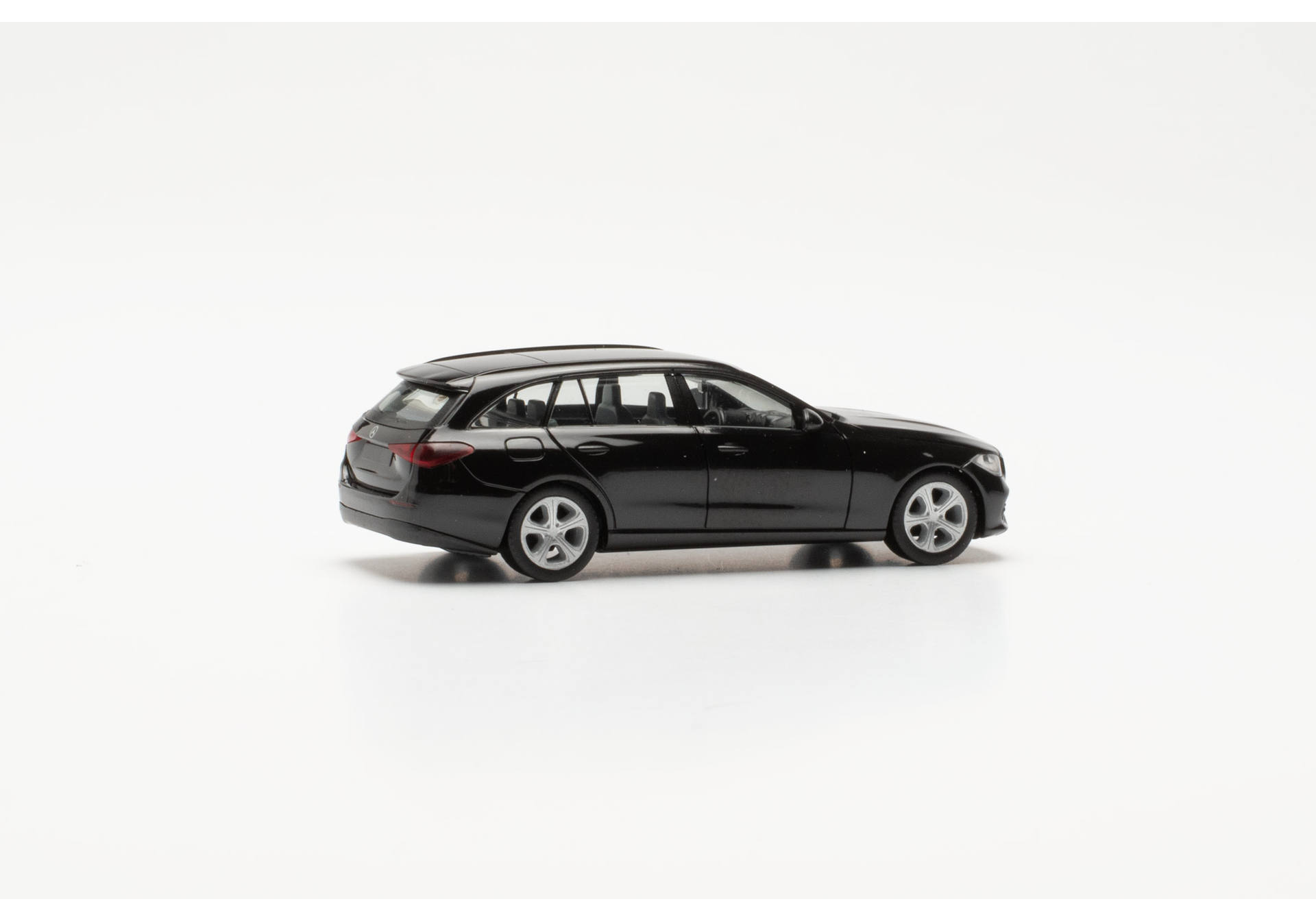 Herpa 421010-002 | Mercedes-Benz C-Klasse T-Modell | schwarz | 1:87