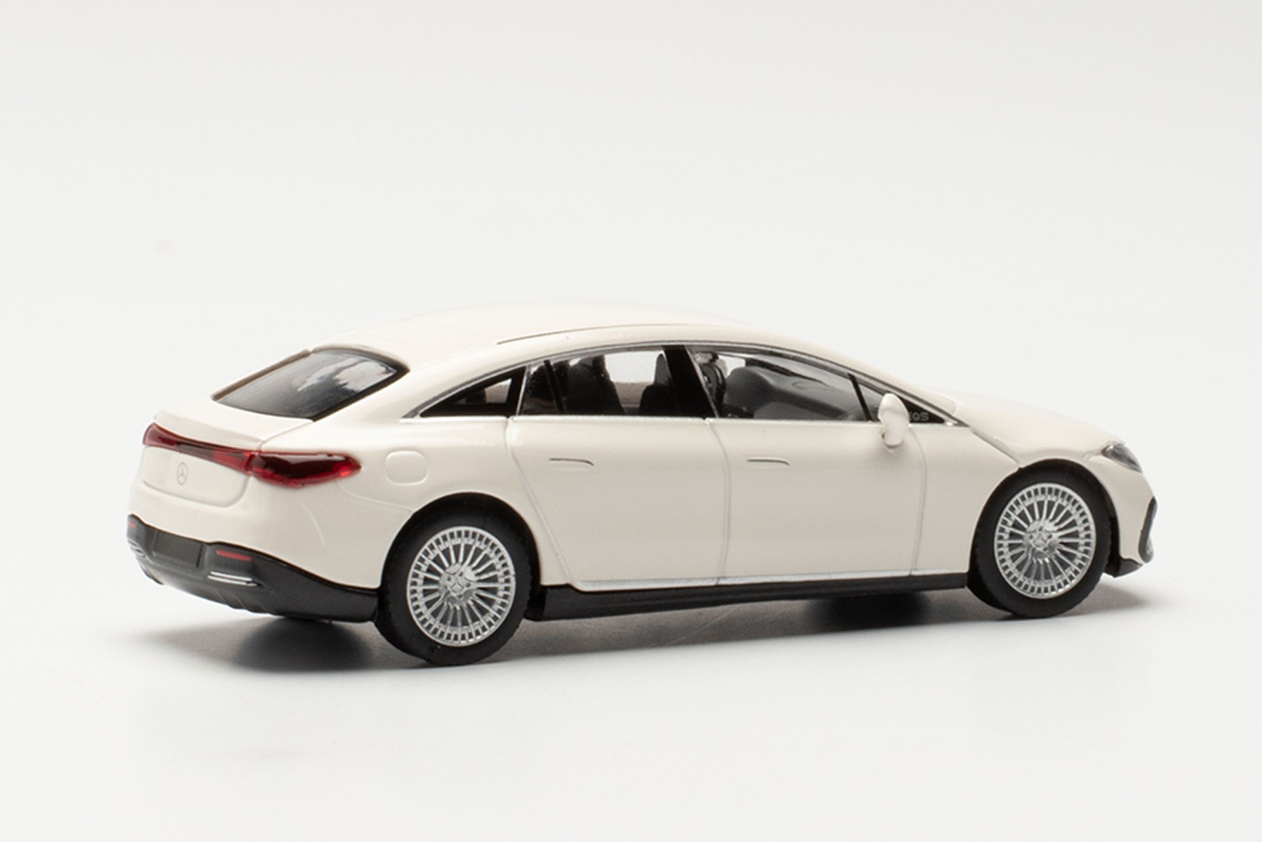 Herpa 421041 - Mercedes EQ EQS, polarweiß. 1:87