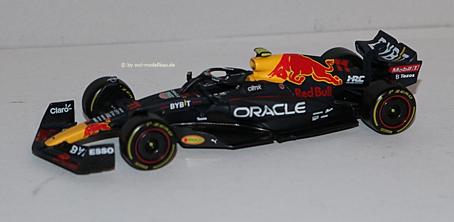 Bburago 18-38061-11 | Red Bull RB18 | Perez #11 | 1:43