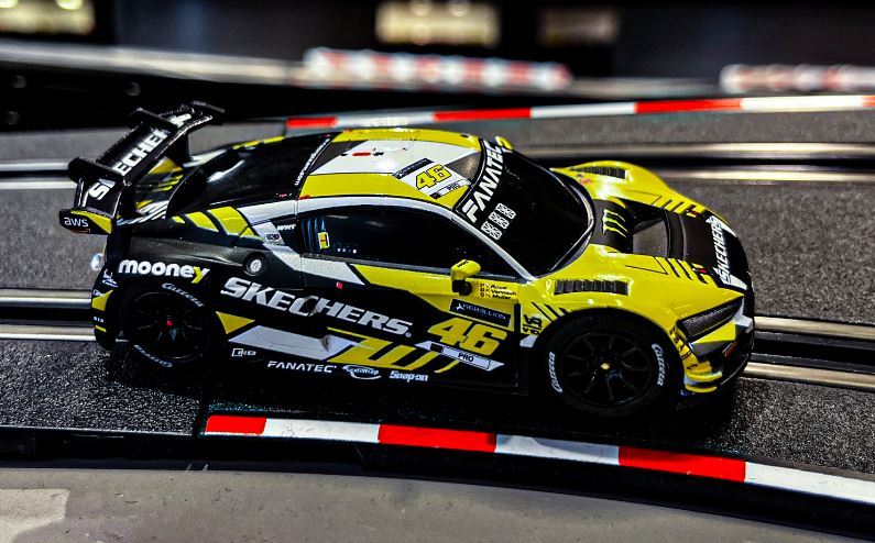 64230 Carrera GO!!! | Audi R8 LMS GT3 evo II | Valentino Rossi | No.46 | 1:43
