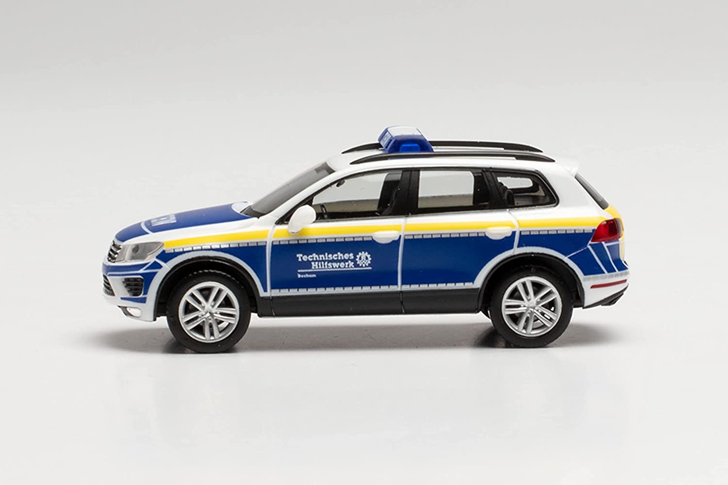 Herpa 096621 - VW Touareg - THW OV Bochum. 1:87