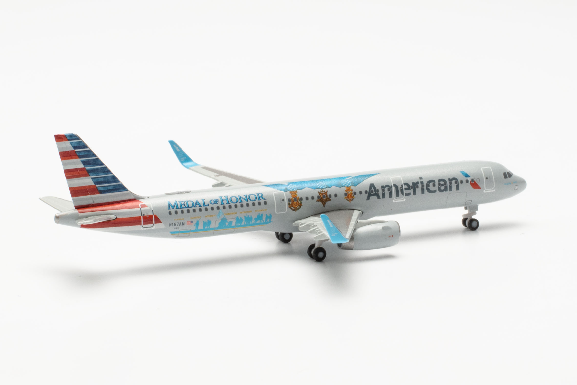 Herpa Wings 537162 | American Airlines Airbus A321 | Medal of Honor | N167AN "Flagship Valor" | 1:500