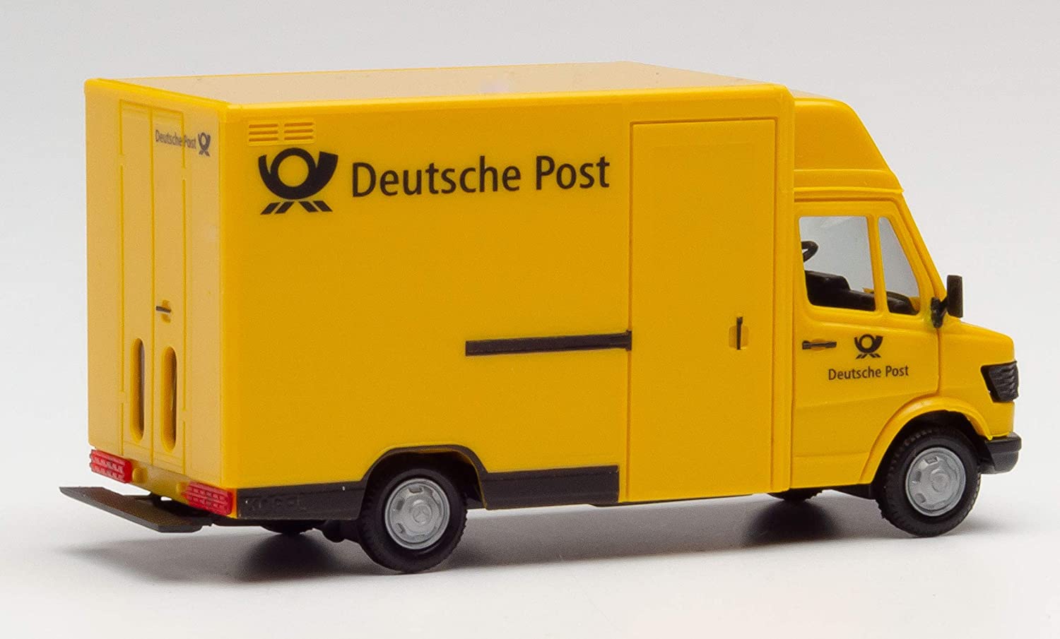 Herpa 094207 - Mercedes-Benz 207D Kögel - Deutsche Post. 1:87