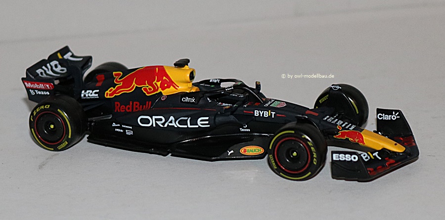 Bburago 18-38061-1 | Red Bull RB18 | Verstappen #1 | 1:43