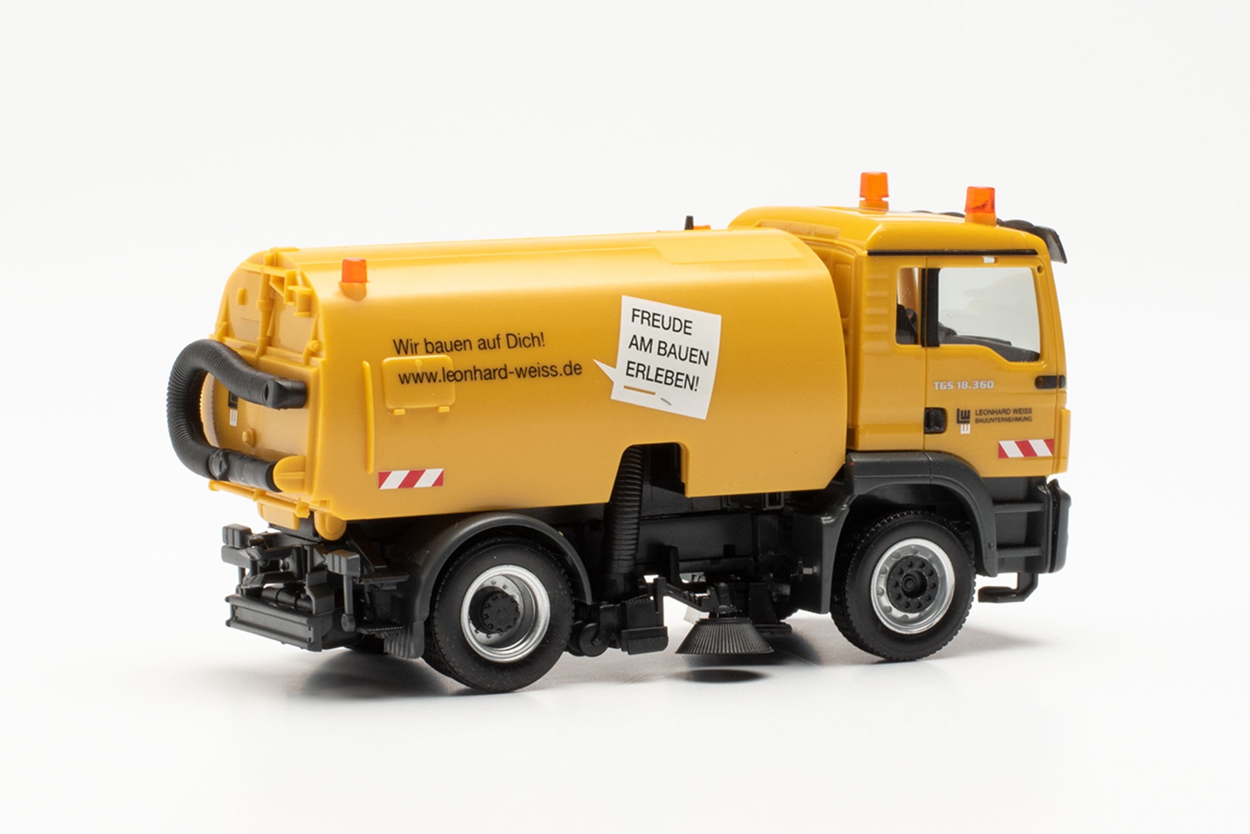 Herpa 950466 - MAN TGM Kehrfahrzeug - Leonhard Weiss. 1:87