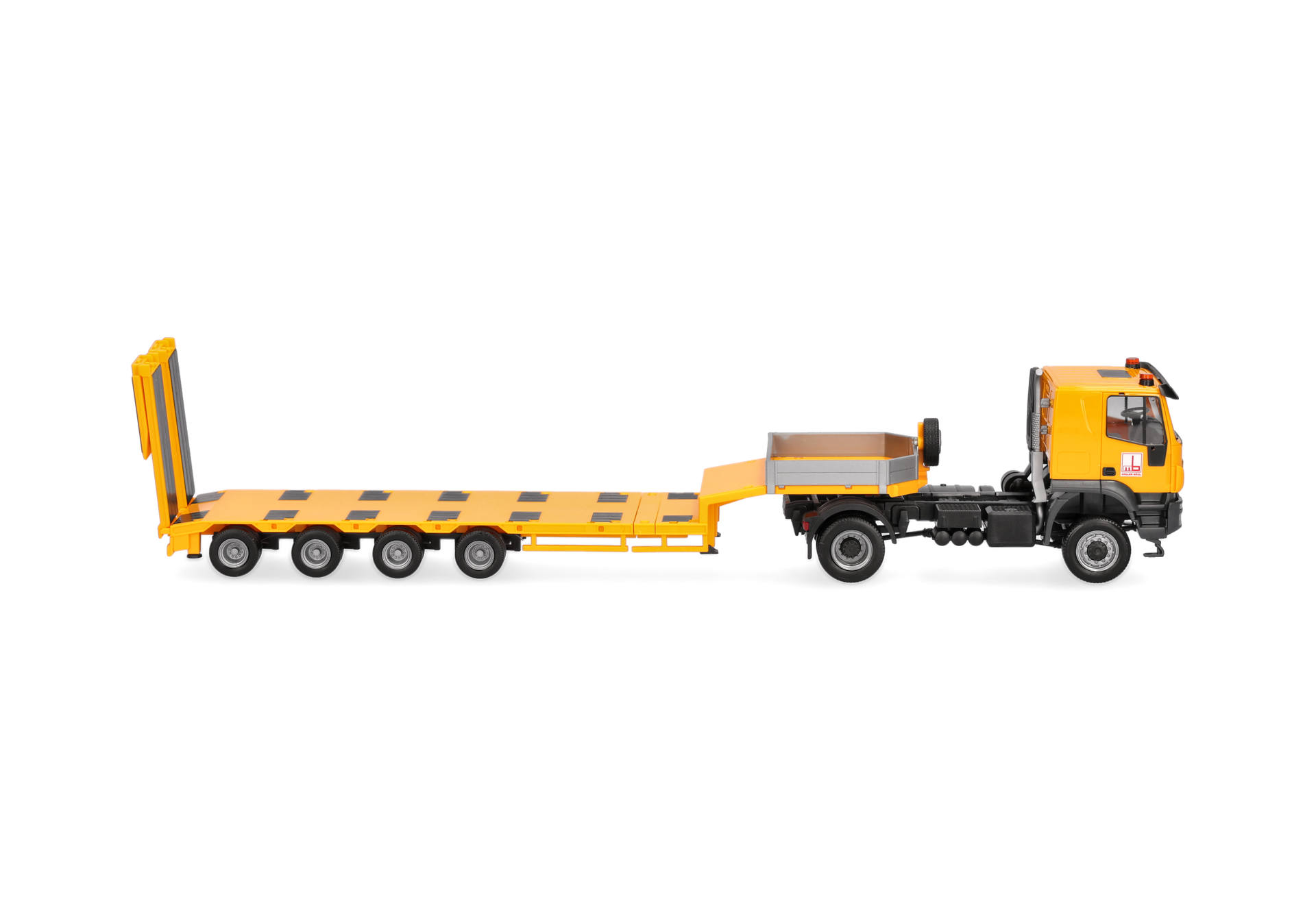 Herpa 320948 | Iveco Trakker | Semitieflade-Sattelzug | Goller Bögl (IT) | 1:87