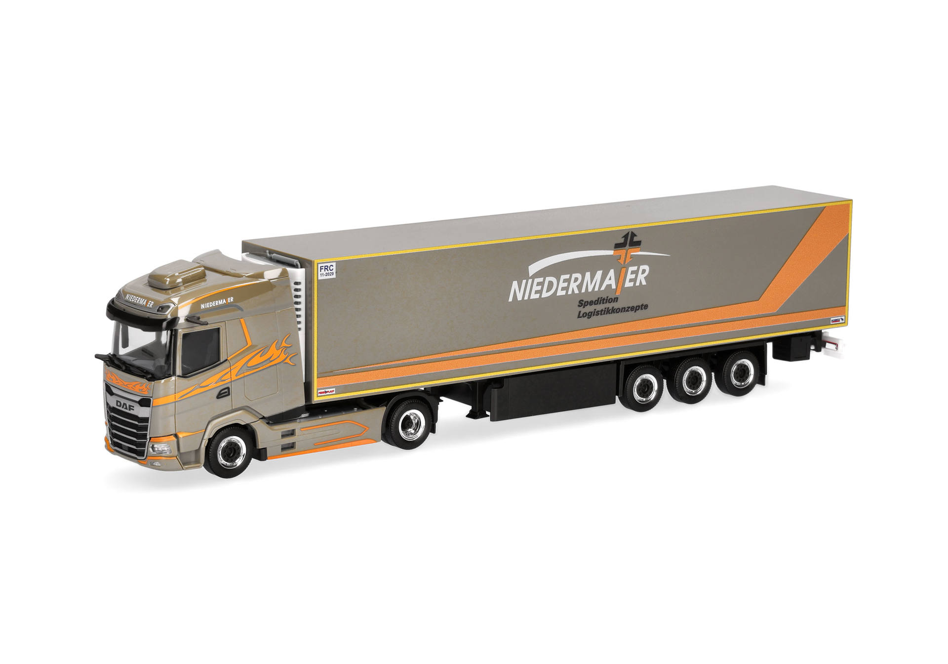 Herpa 321020 | DAF XG | Kühlkoffer-Sattelzug | Niedermaier | 1:87