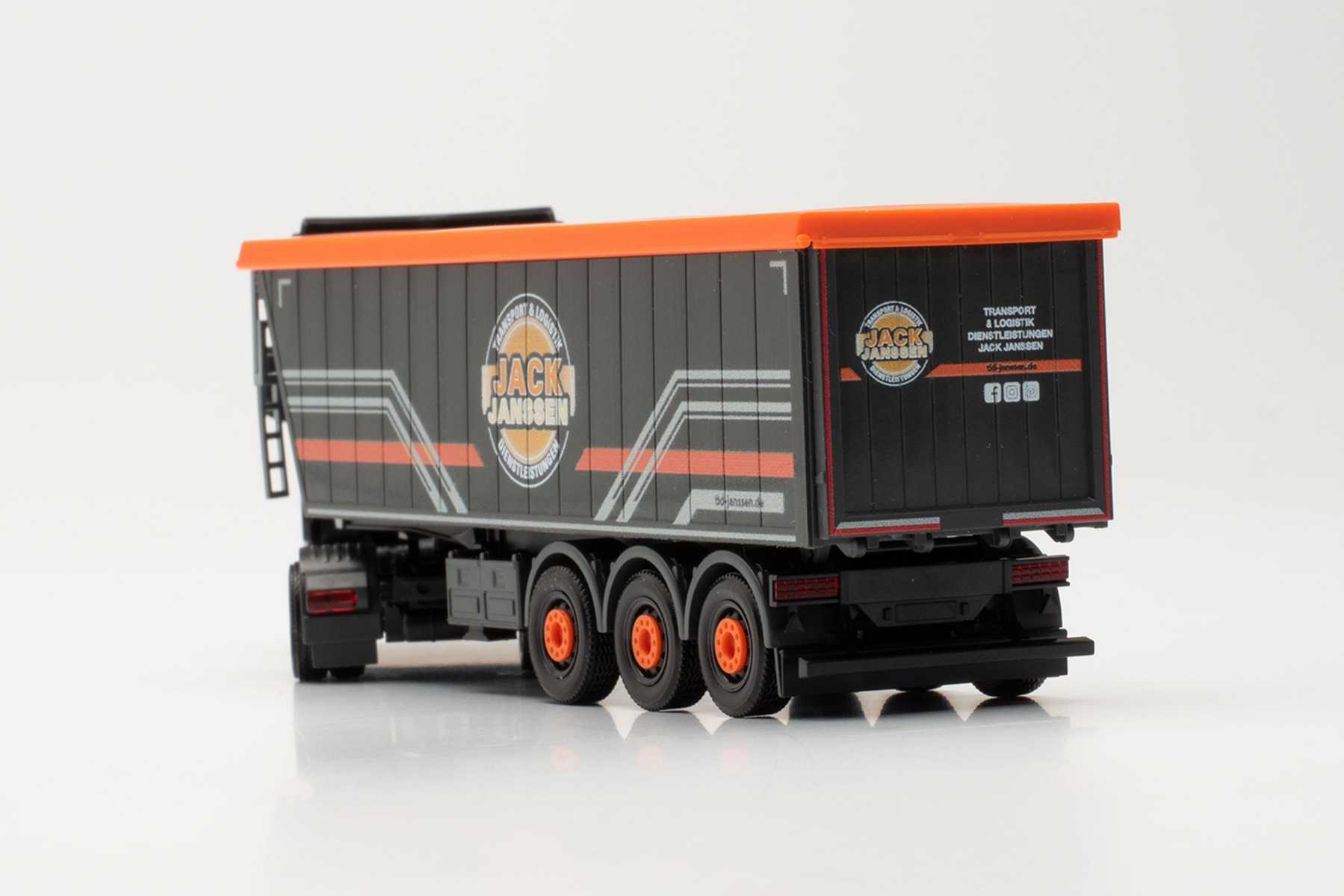 Herpa 314435 - Iveco S-Way Stöffelliner-Sattelzug - Jack Janssen (Niedersachsen/Rhede). 1:87