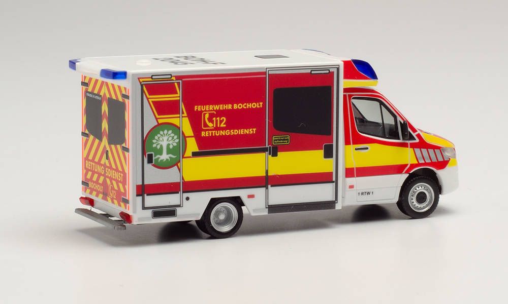 Toyland DHL MB Sprinter Van – Die-Cast, 1:48 Maßstab, Mit Pull-Back Funktion, Für Kinder Ab 3 Jahren
